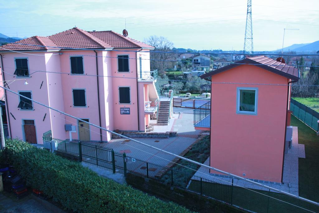 La Fonda Casa Vacanze-Appartamenti Con Piscina Santo Stefano di Magra Ngoại thất bức ảnh