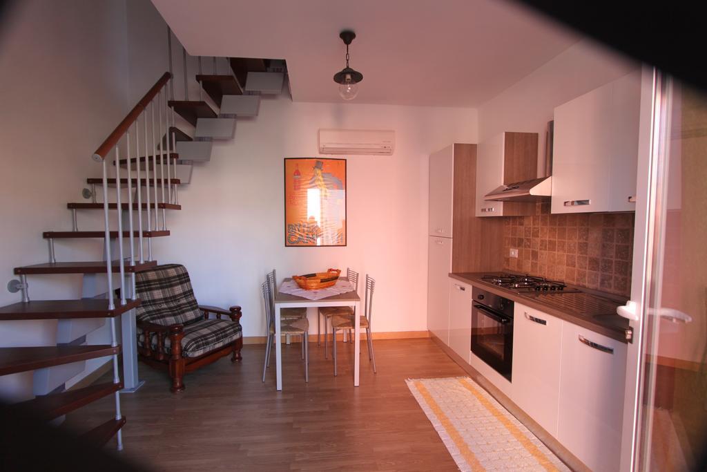 La Fonda Casa Vacanze-Appartamenti Con Piscina Santo Stefano di Magra Phòng bức ảnh
